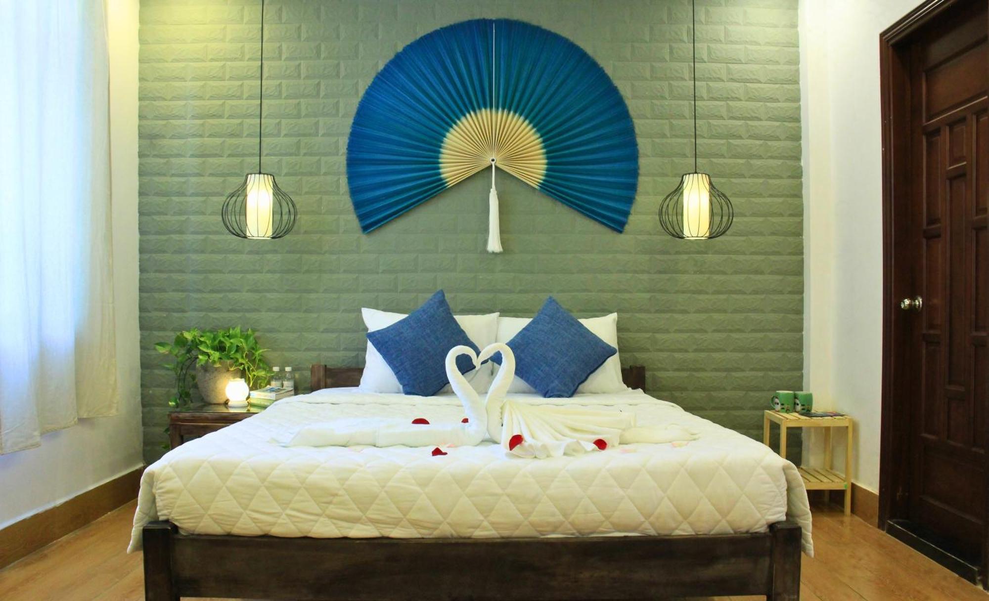 Dom Hostel Hoian Old Town Location Хойан Экстерьер фото